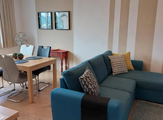 Murpromenade Apartment *